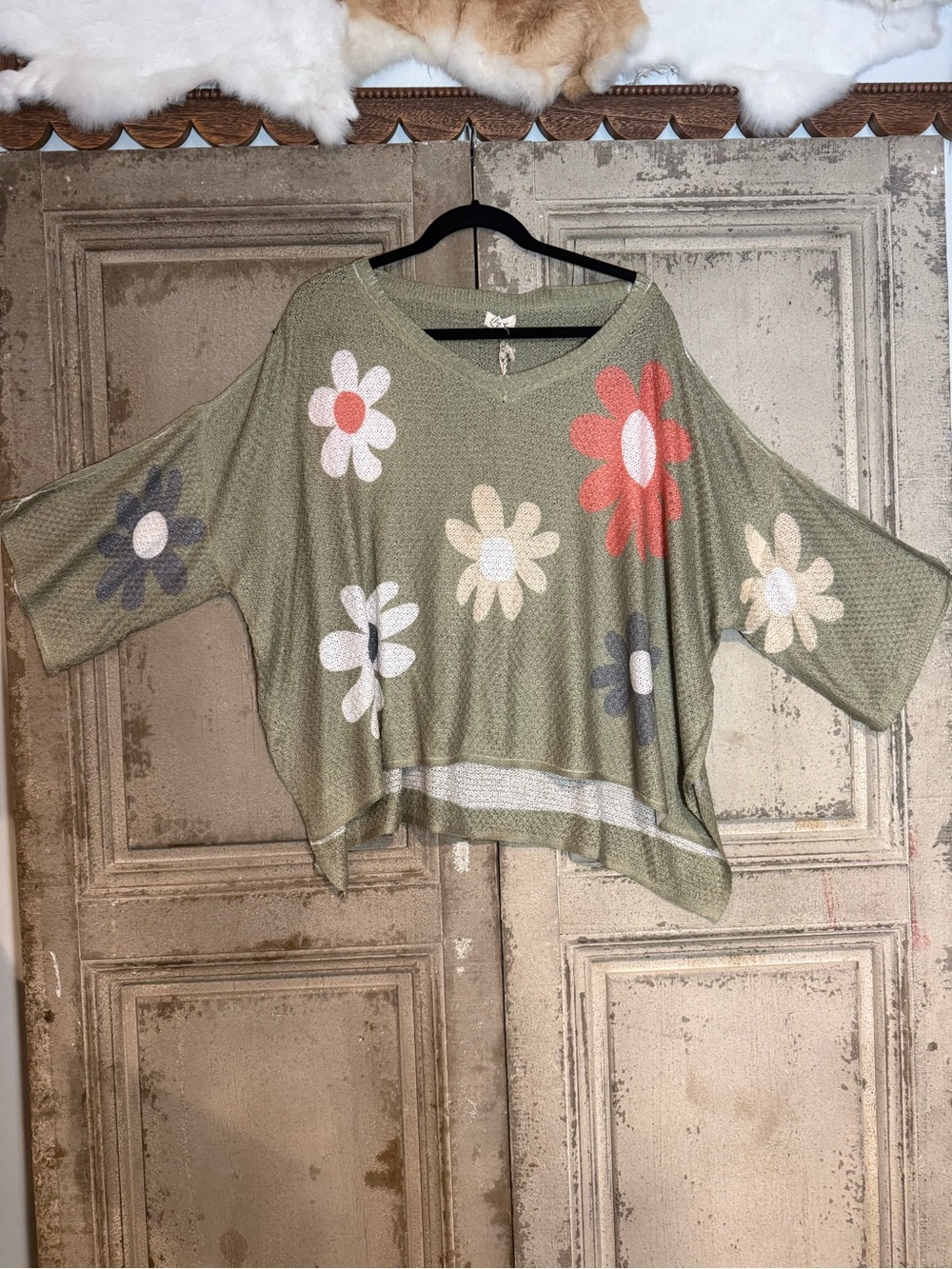 POL Olive Green Floral Long Sleeve Top